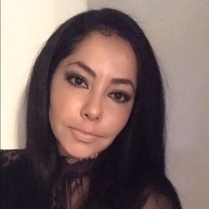 Meet your Posher, Åstrid